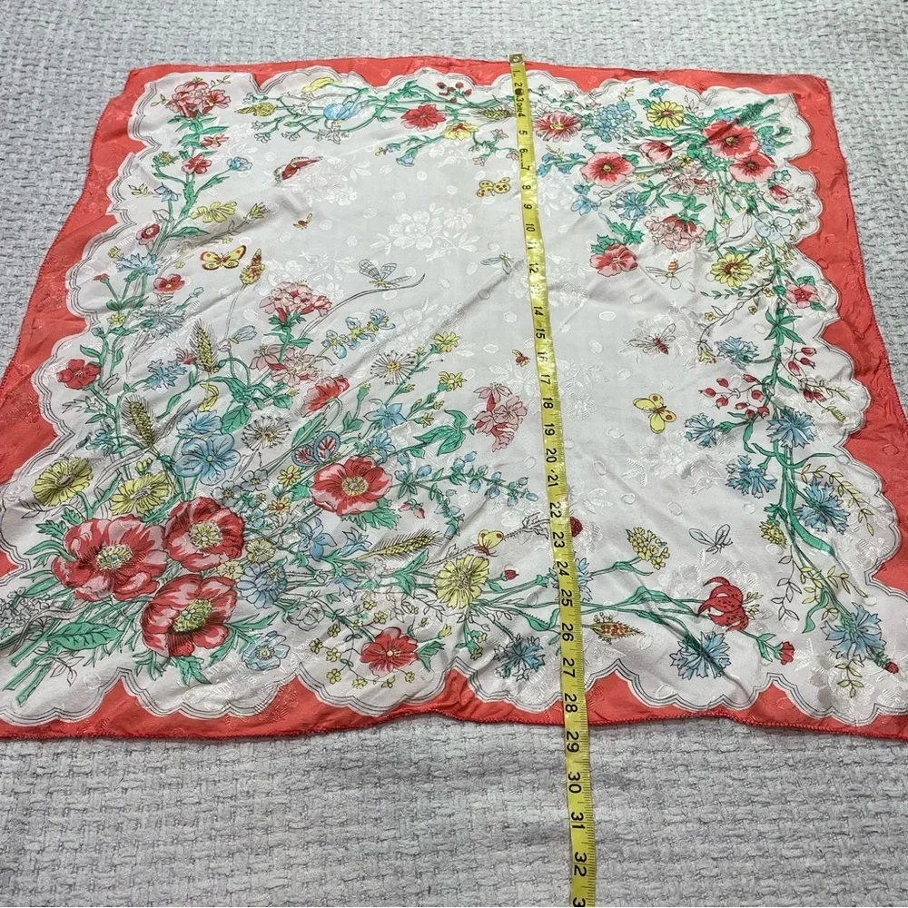 Vtg Silky Floral Poppies Cottagecore Butterflies Bees Pink Green Yellow White